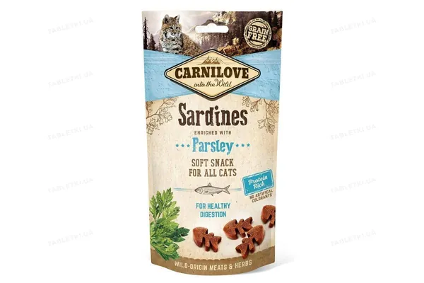 Ласощі для кішок Carnilove Semi Moist для кішок з сардиною та петрушкою, 50 г