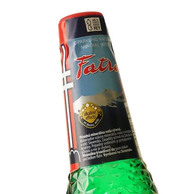 Вода мінеральна Fatra природньо газована, 1 л