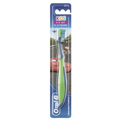 Зубна щітка Oral-B Kids, 3-5 років, з Принцесою або героями Тачки, 1 шт