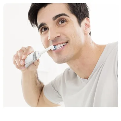 Змінні насадки для електричної щітки Oral-B 3D White, 2 шт