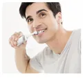 Змінні насадки для електричної щітки Oral-B 3D White, 2 шт