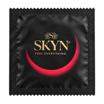 Презервативи Skyn Intense Feel безлатексні ультратонкі з крапками, 3 штуки