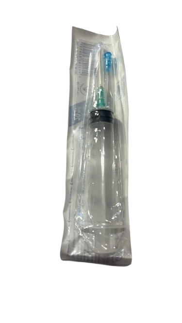 Шприц 20 мл МР MedPlast 3-компонентный с двумя иглами 21G (0,8 x 38 мм) и 23G (0,6 x 32 мм), 1 штука
