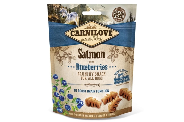 Лакомство для собак Carnilove Crunchy Snack с лососем, черникой и свежим мясом, 200 г