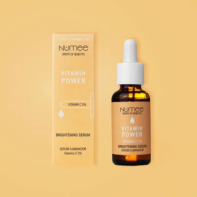 Сироватка для обличчя Numee Vitamin Power освітлююча з вітаміном С, 30 мл