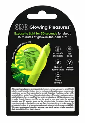 Презервативи ONE Glowing Pleasures світиться у темряві, 3 штуки