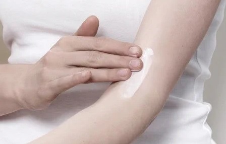 Крем Eucerin AtopiControl інтенсивний заспокійливий для атопічної шкіри в період загострення (63174), 40 мл