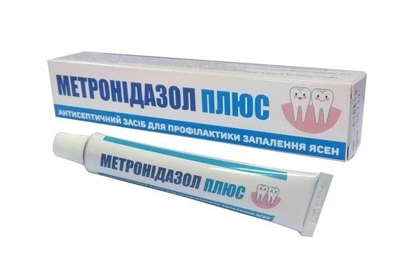 Метронидазол Плюс гель антисептический для десен по 20 г в тубах