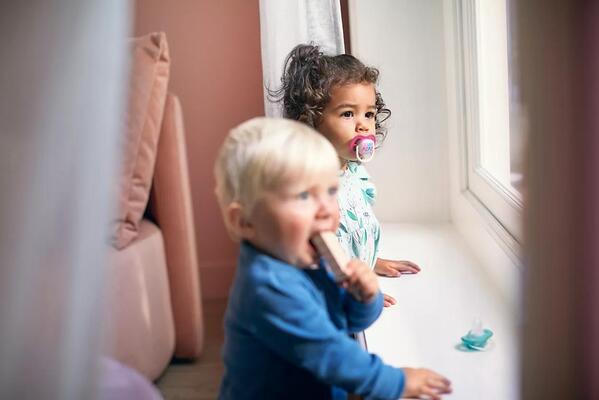 Пустышка силиконовая Philips Avent Ultra Air I love SCF080/04 ортодонтическая, 6-18 месяцев, для девочек, 2 шт