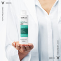 Шампунь-догляд Vichy Dercos Oil Correct Oily Scalp & Hair Shampoo себо-регулирующий, для жирных волос и кожи головы, 200 мл