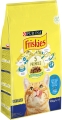 Корм сухой для стерилизованных кошек и котов Purina Friskies с лососем и овощами, 10 кг