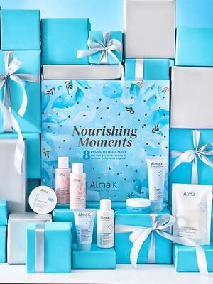 Набір Alma K. Nourishing Moments для догляду за волоссям, тілом та обличчям