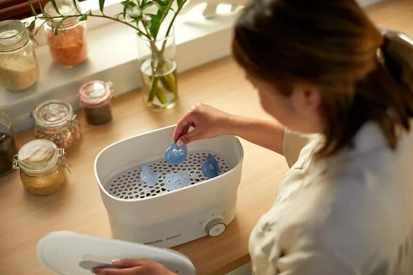 Пустушка силіконова Philips Avent Soothie SCF099/21 фігурна, 0-3 місяців, для хлопчика, 2 шт