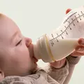 Пляшечка Canpol Babies S-Shape 24/201 антиколікова з широким отвором, 200 мл