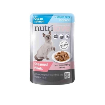 Корм влажный для стерилизованных кошек Nutrilove Sterile с лососем в соусе, 85 г