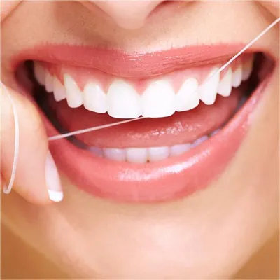Зубна нитка Oral-B Essential floss вощена м'ятна, 50 м