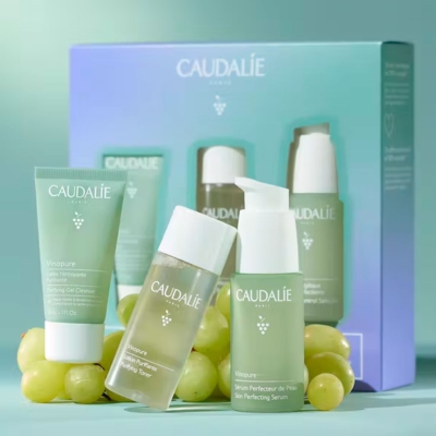 Набір Caudalie Vinopure Spring Set (Сироватка для обличчя 30мл, Очищувальний тонік для обличчя 50мл, Очищувальний гель для обличчя 30мл)