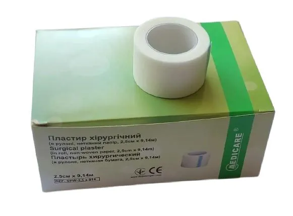 Пластир медичний хірургічний Medicare на нетканій основі, рулон, 2,5 см х 9,14 м, 12 штук