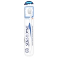 Зубна щітка Sensodyne Дбайливий догляд, 1 штука
