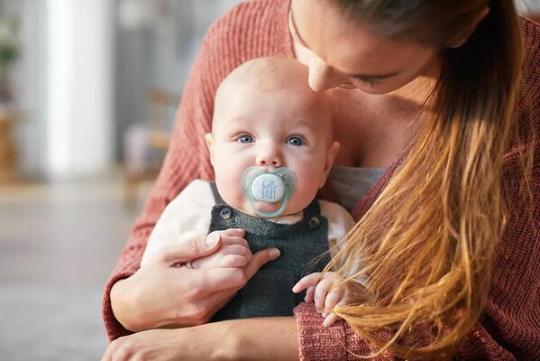 Пустушка силіконова Philips Avent Ultra Soft SCF222/01, 0-6 місяців, для хлопчиків, 2 шт