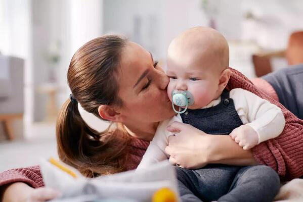 Пустушка силіконова Philips Avent Ultra Soft SCF222/01, 0-6 місяців, для хлопчиків, 2 шт