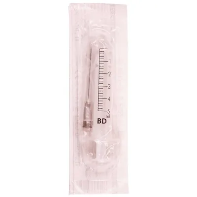 Шприц 5 мл BD Discardit двокомпонентний з голкою 22G 1 1/2" (0,7 х 40 мм), 1 штука