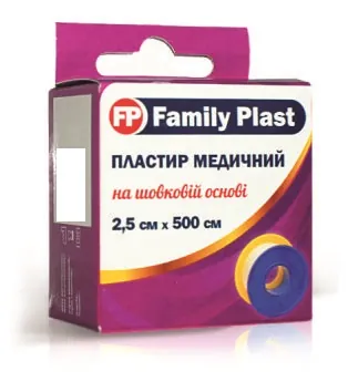 Пластир медичний FP Family Plast на шовковій основі в котушці з підвісом 2,5 см х 500 см, 1 штука