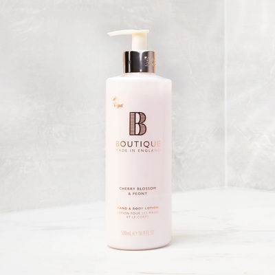 Лосьон для рук и тела Boutique Cherry Blossom and Peony, 500 мл
