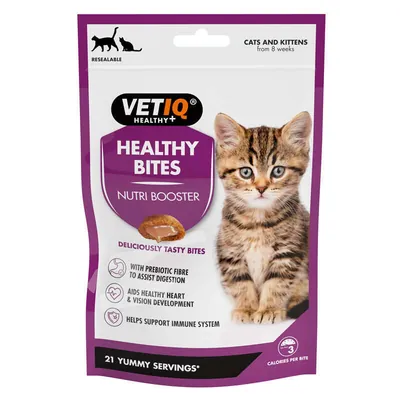 Ласощі для кошенят VetIQ Healthy Bites Nutri Booster з лососем сприяють зміцненню імунітету та здоров'ю ШКТ, 65 г