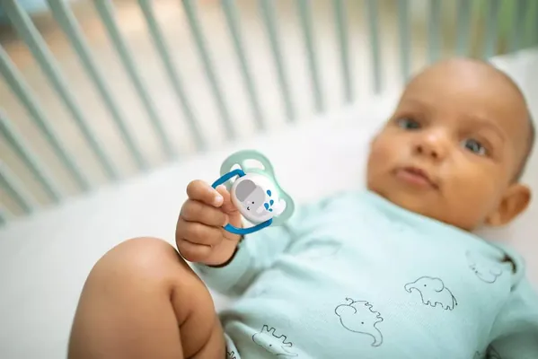 Пустушка силіконова Philips Avent Ultra Air Animal SCF080/05 ортодонтична, для хлопчиків, 0-6 місяців, 2 шт