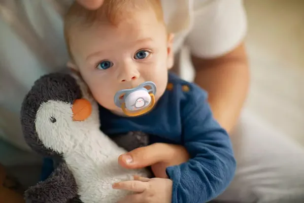 Пустушка силіконова Philips Avent Ultra Air Animal SCF080/05 ортодонтична, для хлопчиків, 0-6 місяців, 2 шт