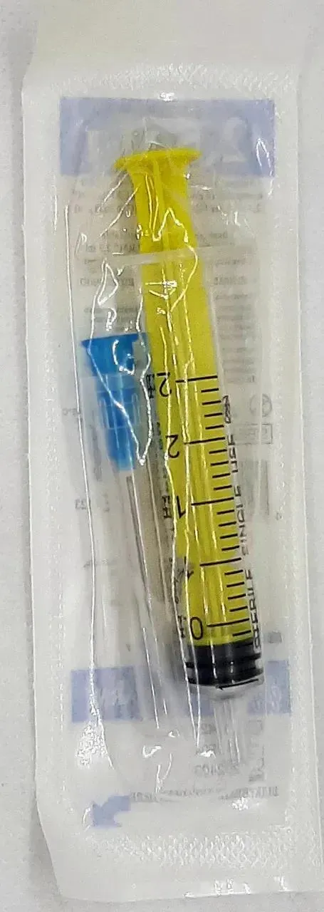 Шприц 2,5 мл Alexpharm 3-х компонентний з голкою 23G (0,6 x 30 мм), 1 штука