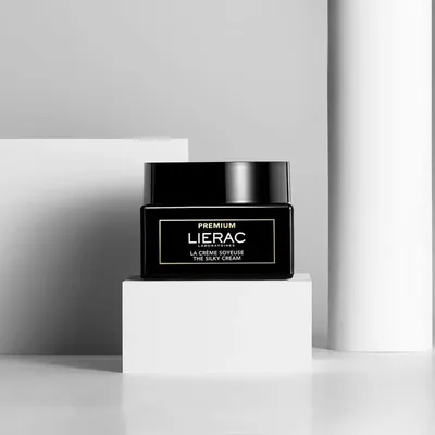 Крем для обличчя Lierac Premium зволожуючий комплексної антивікової дії шовковистий, 50 мл