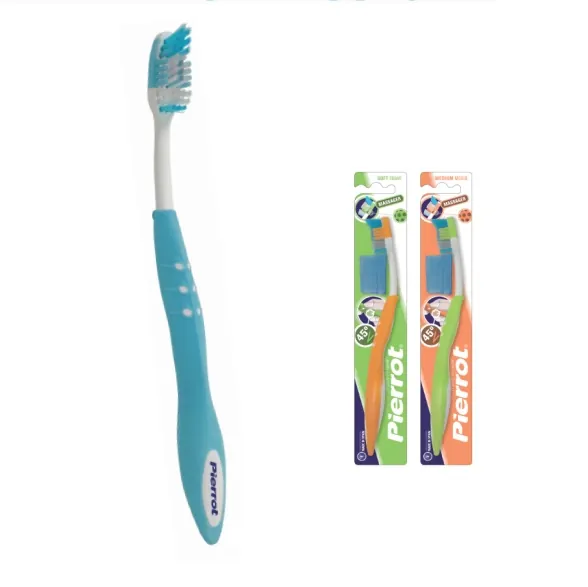Зубна щітка Pierrot Massager 45° Ref.01 м’яка, 1 шт
