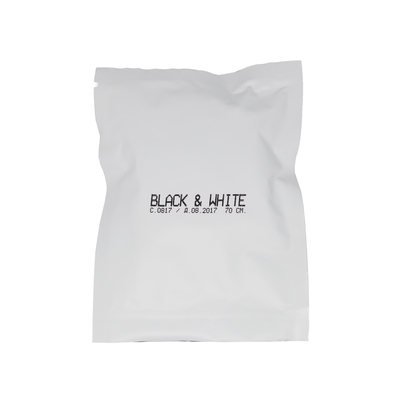 Ошейник для крупных пород собак Vitomax Black&White Противопаразитарный, 70 см белый