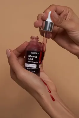 Пілінг-сироватка для обличчя Hollyskin Glycolic Acid кислотна, 30 мл