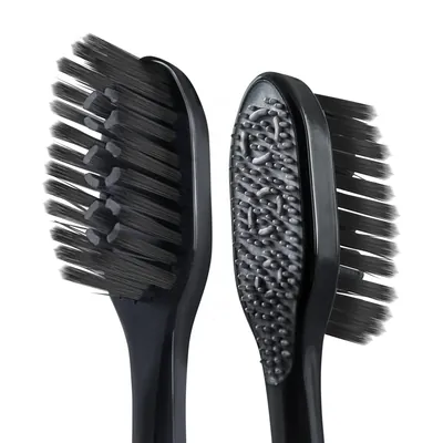 Зубна щітка Colgate 360° Charcoal Деревне вугілля, середньої жорсткості, 1 шт