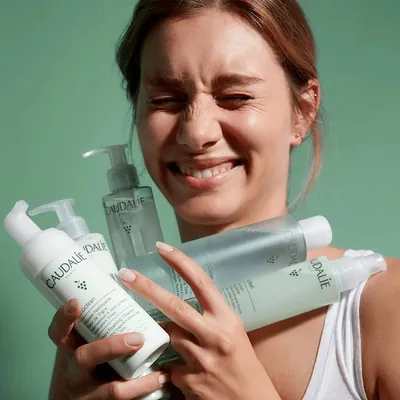 Олія для зняття макіяжу з обличчя та очей Caudalie Vinoclean, 150 мл