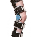 Бандаж для коленного сустава WellCare 52003 L шарнирный, регулируемый с системой фиксации, левый, универсальный