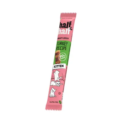 Ласощі для кошенят Half&Half у формі м'ясних паличок з індичкою, 5 г