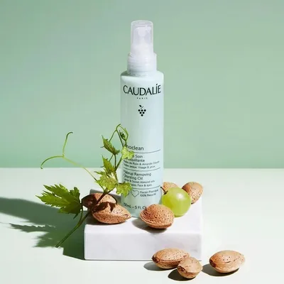 Олія для зняття макіяжу з обличчя та очей Caudalie Vinoclean, 75 мл